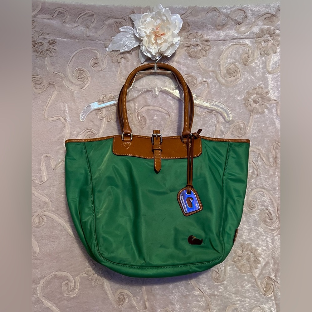 Green Dooney and Bourke Green Purse
